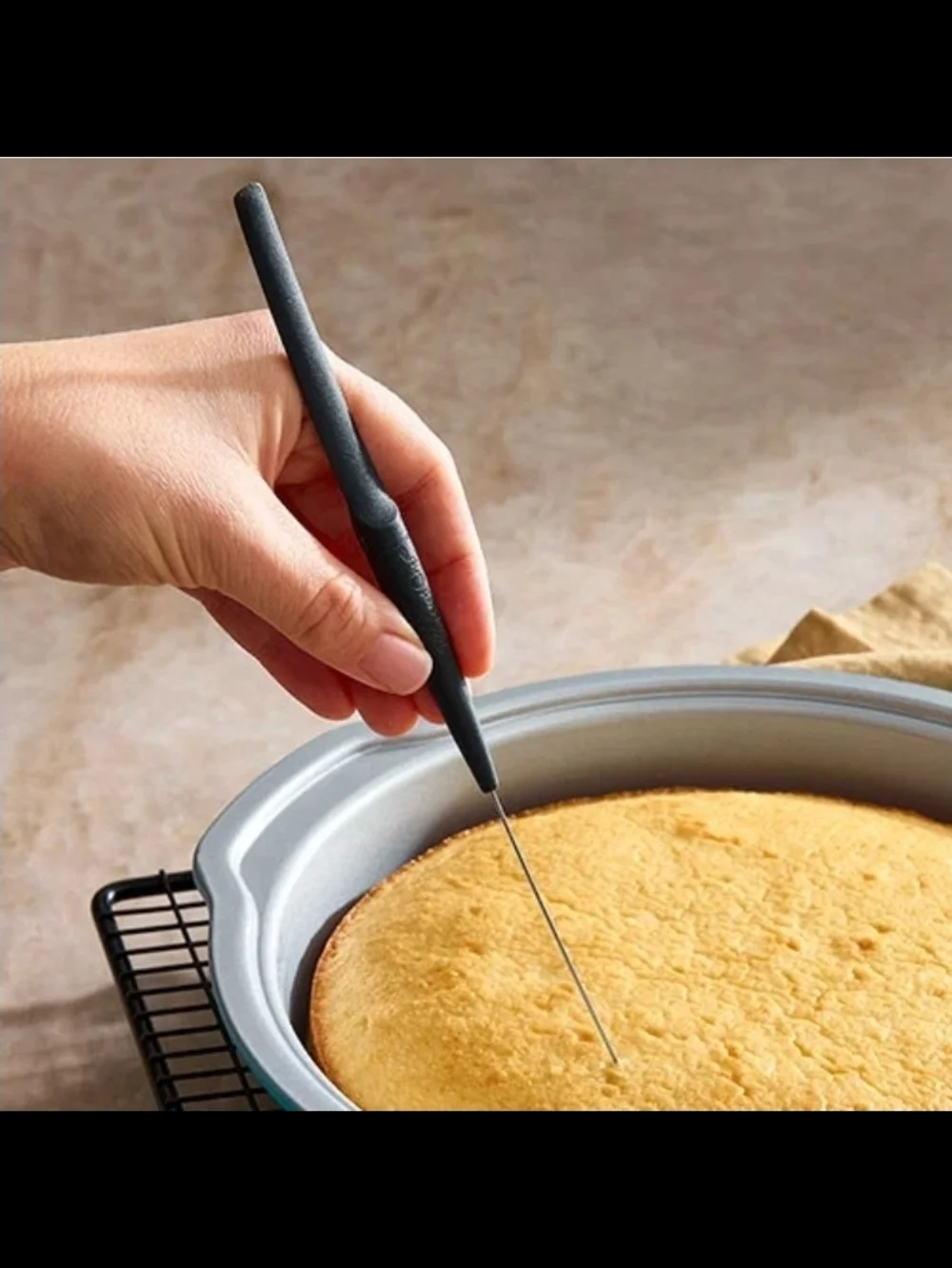 New Pampered Chef Cake Tester & Releaser - White